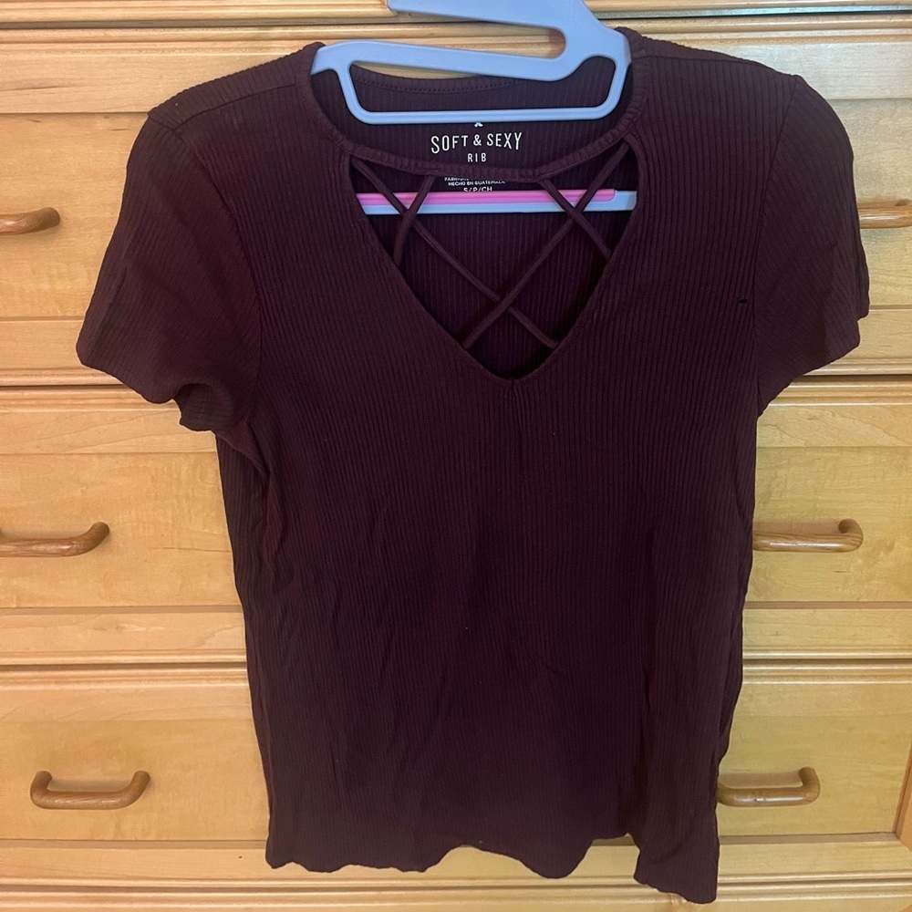 American Eagle Maroon T-Shirt